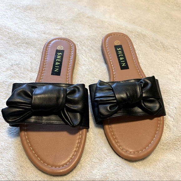 *2/$15* NWOT Bow Slides - Picture 4 of 4